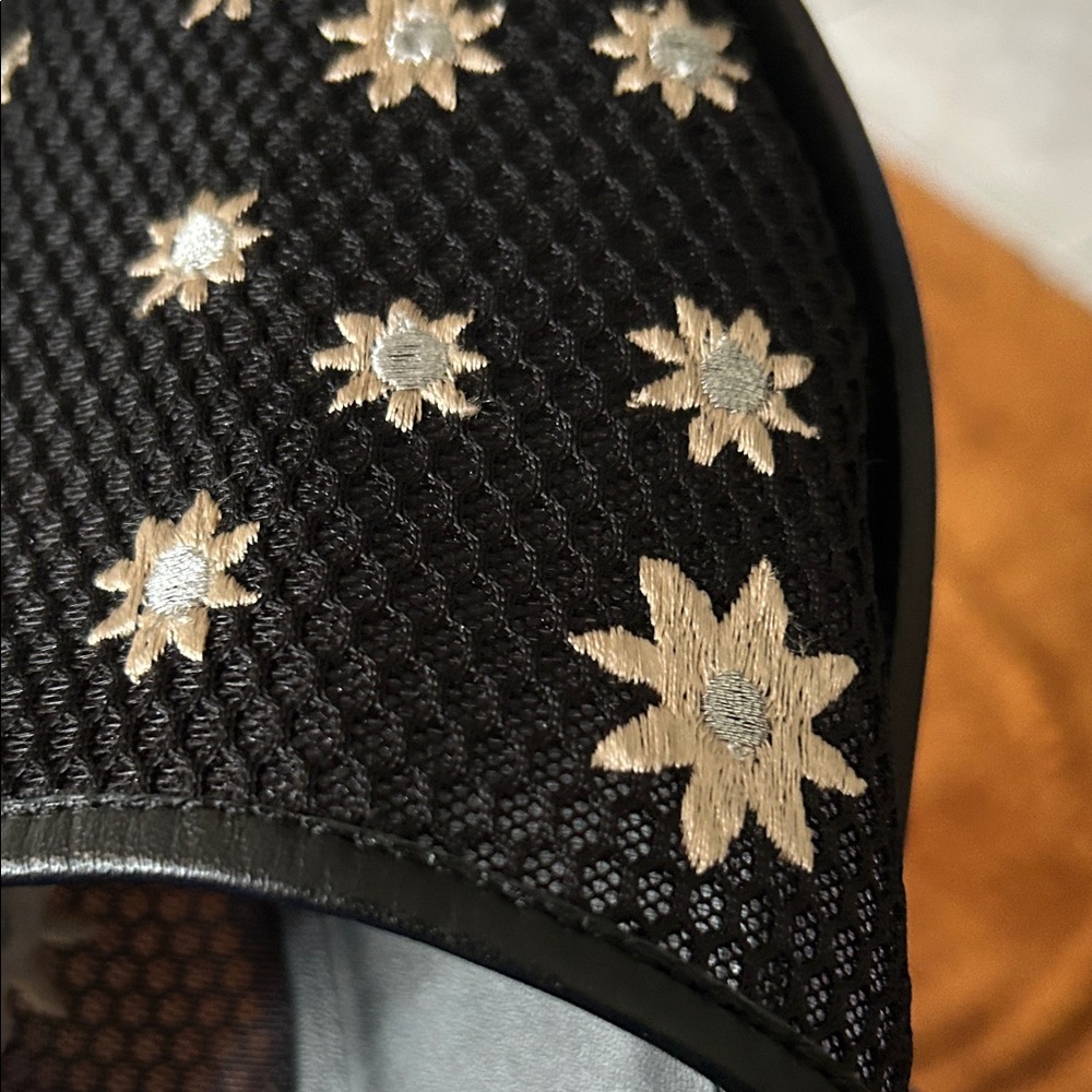 Free People Black and White Star Mules - Picture 5 of 7